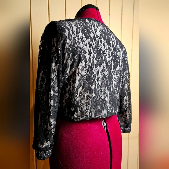 Cropped Lace jacket - Picture 4 of 8